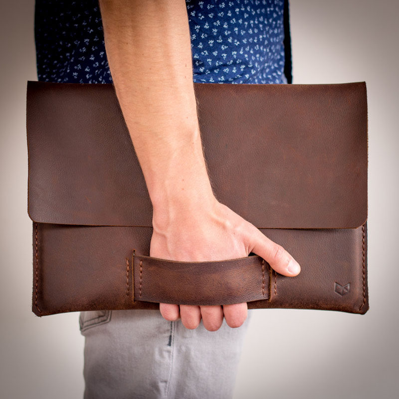 The Ultimate Gift Guide For The Modern Man (40+ Ideas!) // A Leather Laptop Sleeve