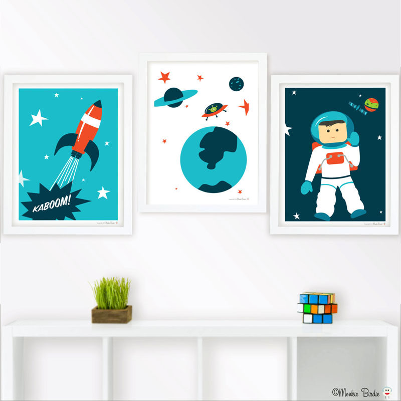 15 Modern Nursery Art Prints To Dress Up Your Child's Walls // Until you can fill your child's walls with their own masterpieces, decorating a nursery with modern art prints of cute animals, whimsy illustrations, or calm colors is the best way to go. #NurseryArt #KidsArt #NurseryDecor #ModernNurseryArt #NurseryArtPrints