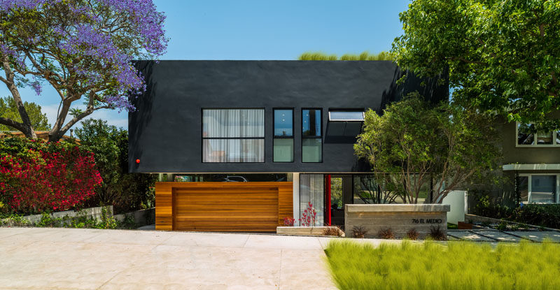 hu mn+ lab,+inc., a design build lab, have recently completed this residential home in Los Angeles, California, that's located on a hillside.