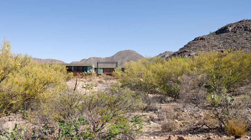 Ibarra Rosano Design Architects designed this contemporary home in Marana, Arizona, that appears to hover above the desert floor so as to not disturb the surrounding natural environment.