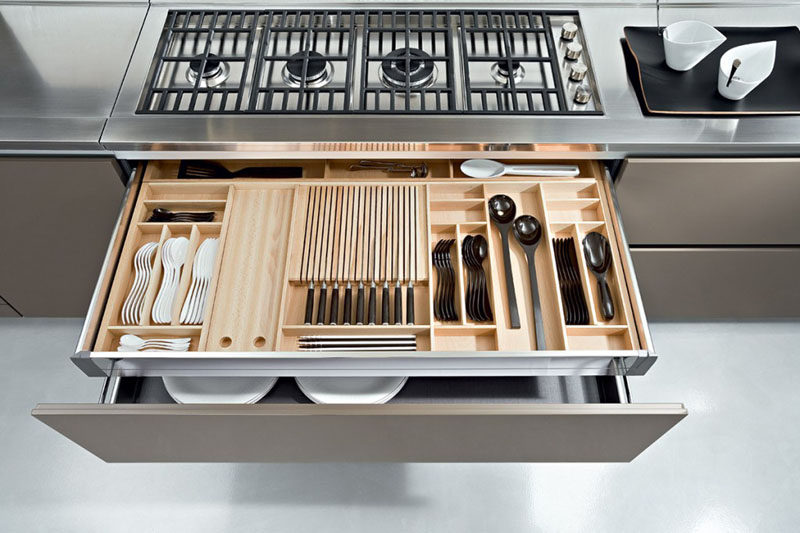 Kitchen Drawer Organization - Design Your Drawers So Everything Has A Place // The middle section of this custom drawer organizer features long slits to perfectly accommodate knives and prevent them from floating around freely.