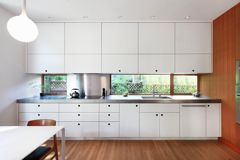 White Minimalist Kitchen Cabinets 261116 1137 04 Contemporist