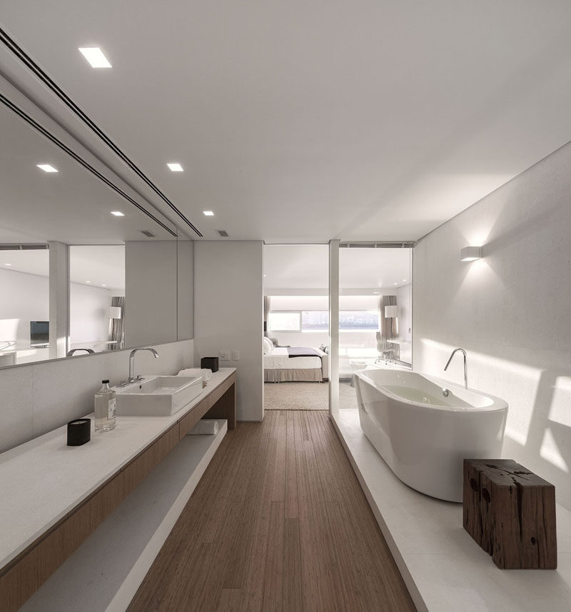 Bathroom Mirror Ideas Fill The Whole Wall, Large Bathroom Vanity Mirrors