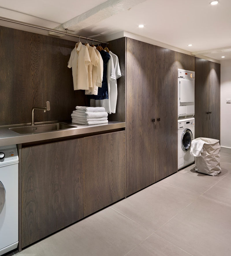 7 Laundry Room Design Ideas To Incorporate Into Your Own Laundry // Neutral color palette with natural elements