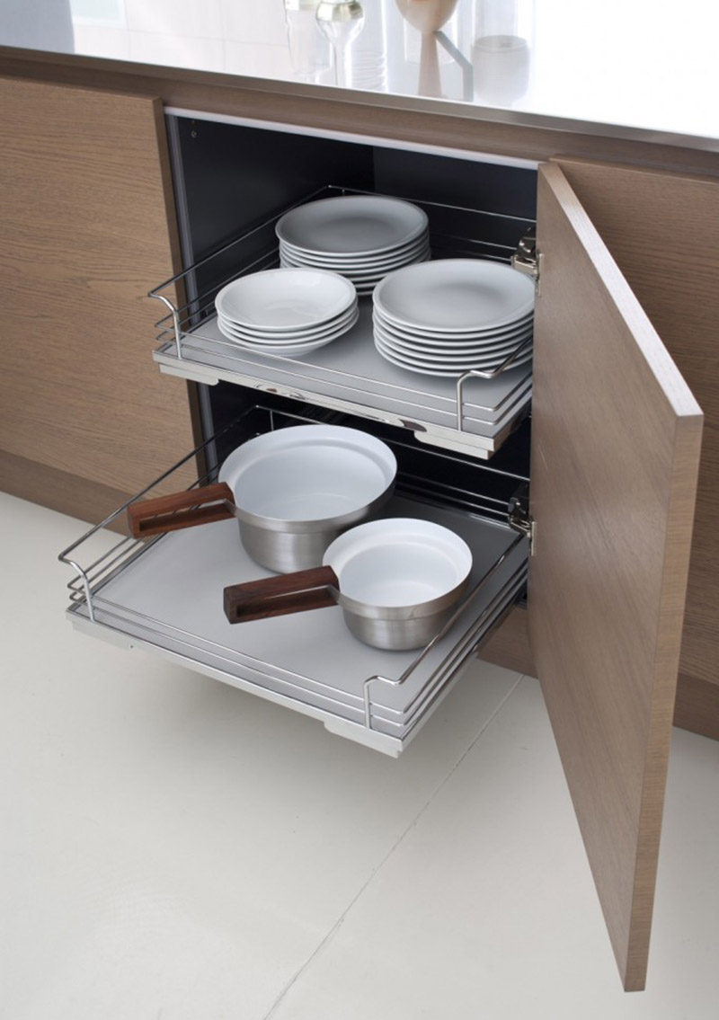 Kitchen Design Ideas - Pull-Out Drawers In Kitchen Cabinets