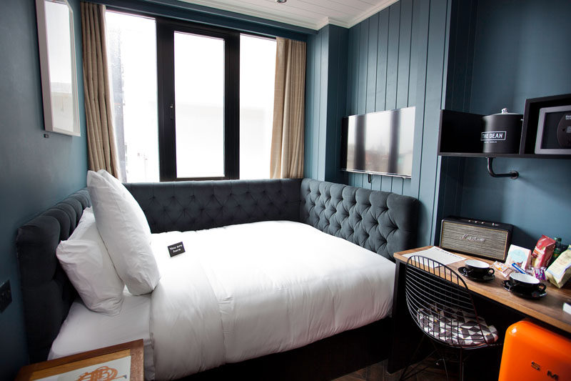 8 Small Hotel Rooms That Maximize Their Tiny Space