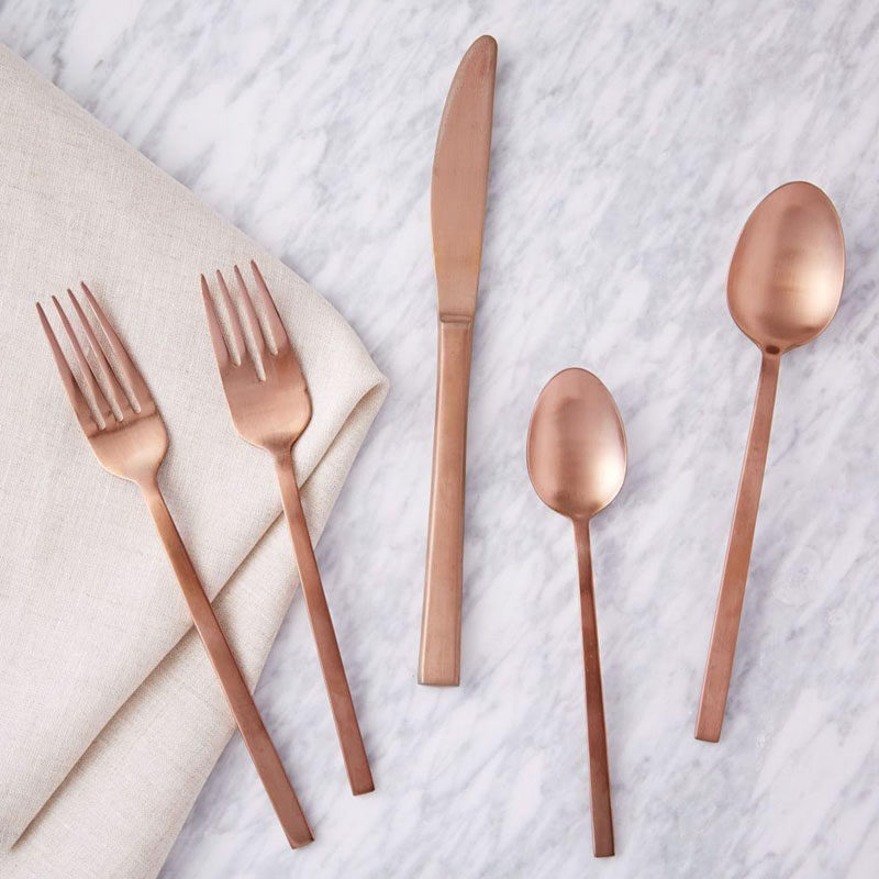 Kitchen Decor Ideas - 12 Ways To Add Copper To Your Kitchen // Eating your food with copper flatware will make you feel all kinds of sophisticated.