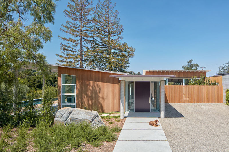 From the front of this home, you can see that the home is laid out in an 'H', on the left is the swimming pool and living/dining/kitchen areas, in the middle and to the immediate right of the entrance is a small courtyard and the family room, while the bedrooms are located to the far right.