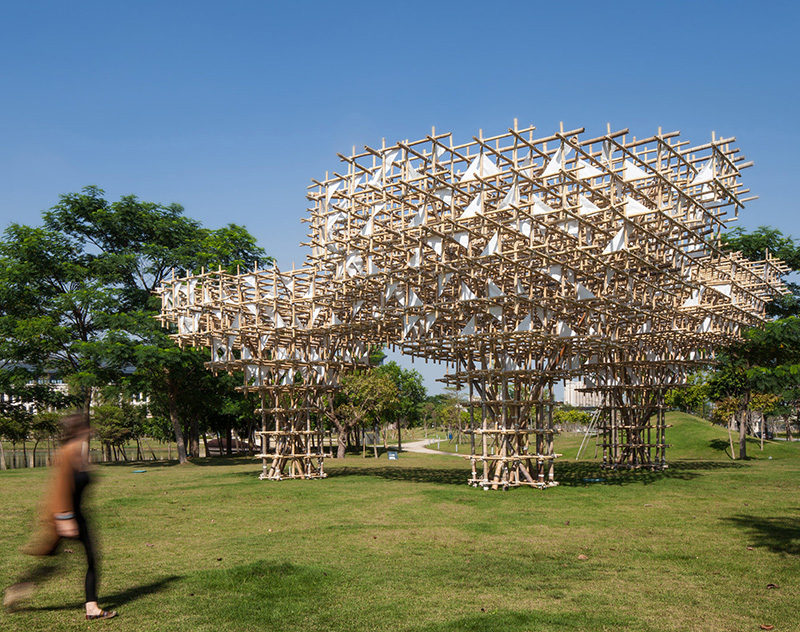 This art installation is named Treeplets Public Leisure and has been desigend by Joao O & Rita Machado of Impromptu Projects