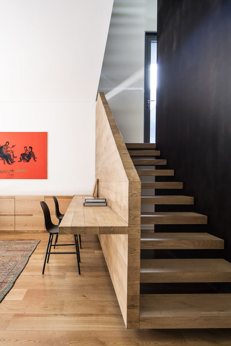 Interior Design Ideas - Build A Desk On An Unused Wall Space