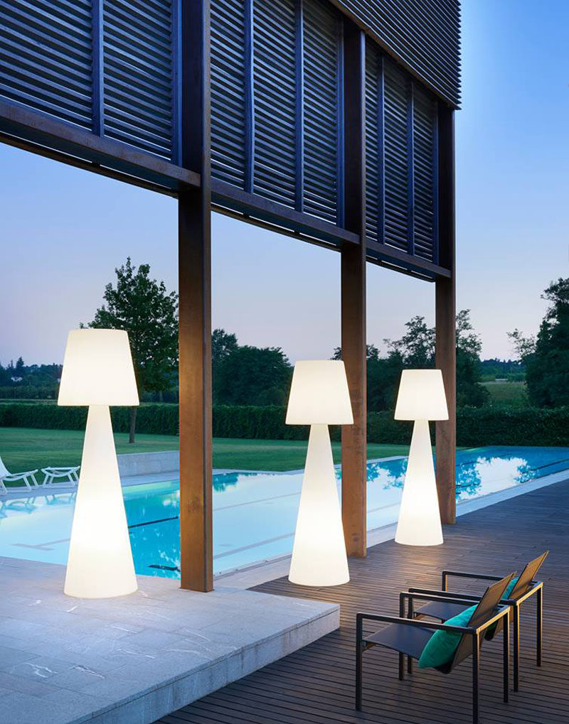 8 outdoor lighting ideas to inspire your spring backyard