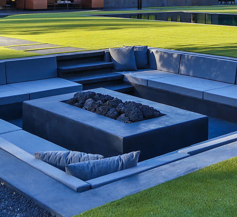 Modern Backyard Design Ideas - Create A Sunken Fire Pit For Entertaining Friends