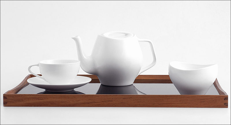 The simple, white, smooth curves of this modern tea set make it a timeless set that is sure to enjoyed for years to come.