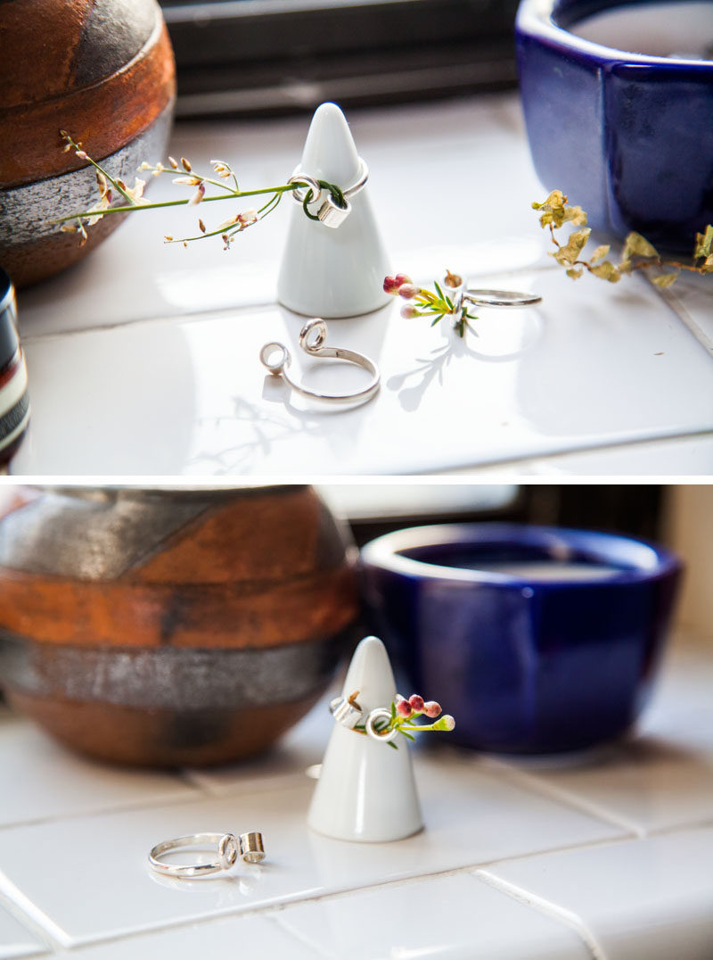 Ikebana is the Japanese art of thoughtfully arranging flowers with a focus on fostering closeness with nature. It was also the inspiration for the Ikebana Ring designed by Gahee Kang.
