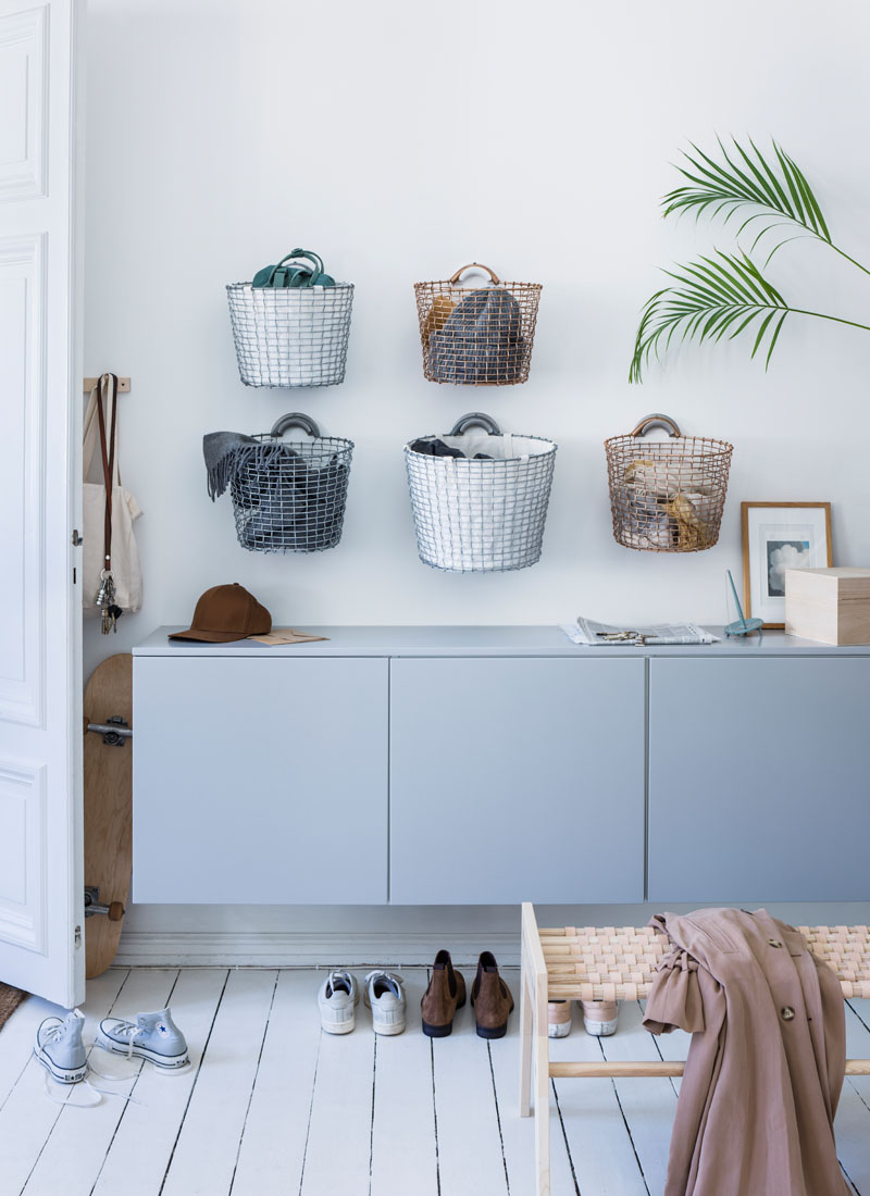 In order to maximise functionality, Korbo handwoven wire baskets can be hung using the handles built onto them and a sturdy basket hanger that allows them to be securely attached to the wall.