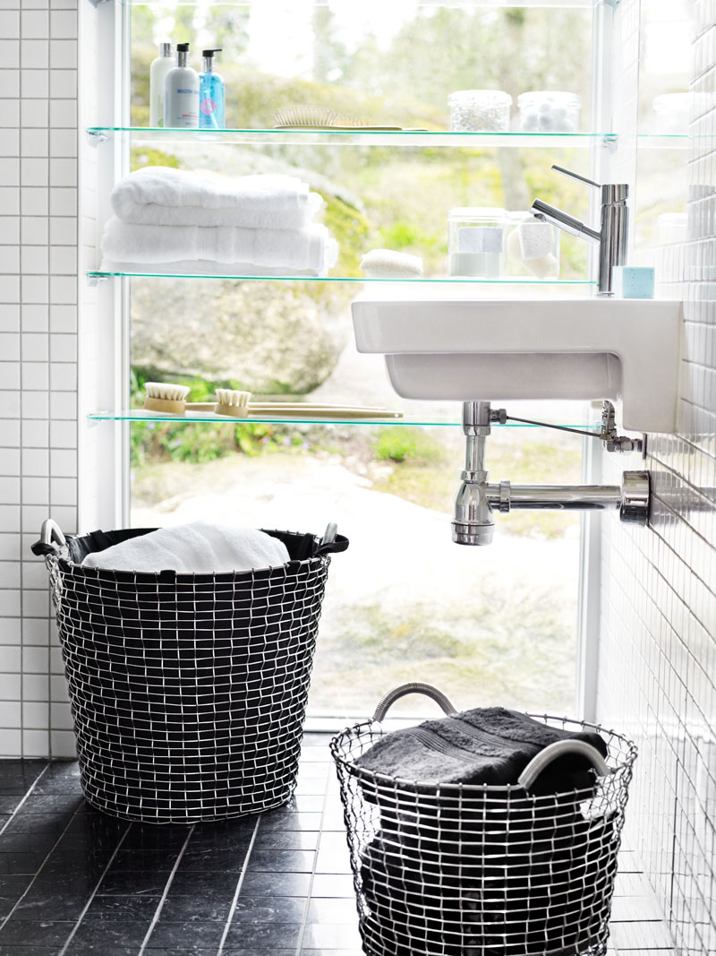 Liners give these modern wire baskets a softer look and enable them to be used as laundry hampers. 