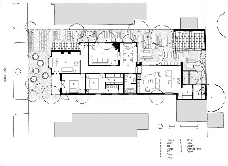 Australian firm Clare Cousins Architects, were asked to design an extension / garden pavilion to the rear of an Edwardian cottage, that would maximize the exposure of a small, sculptural garden.