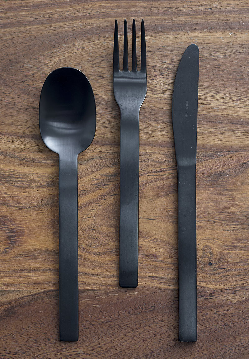 Sophistication Is At It's Finest With These 11 Matte Black Kitchen  Accessories