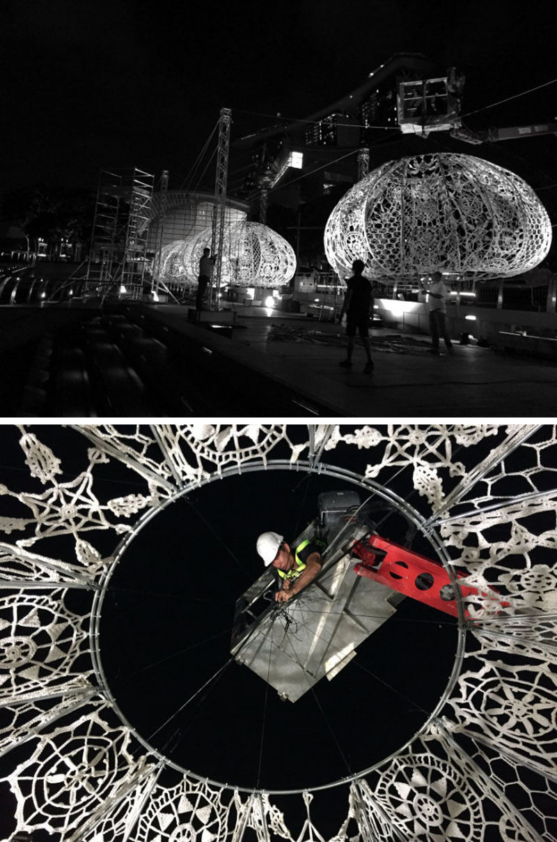 Choi+Shine Architects have designed The Urchins, a collection of crocheted sculptures, as part of an art installation for the recently held 2017 iLight Marina Bay Festival in Singapore. 
