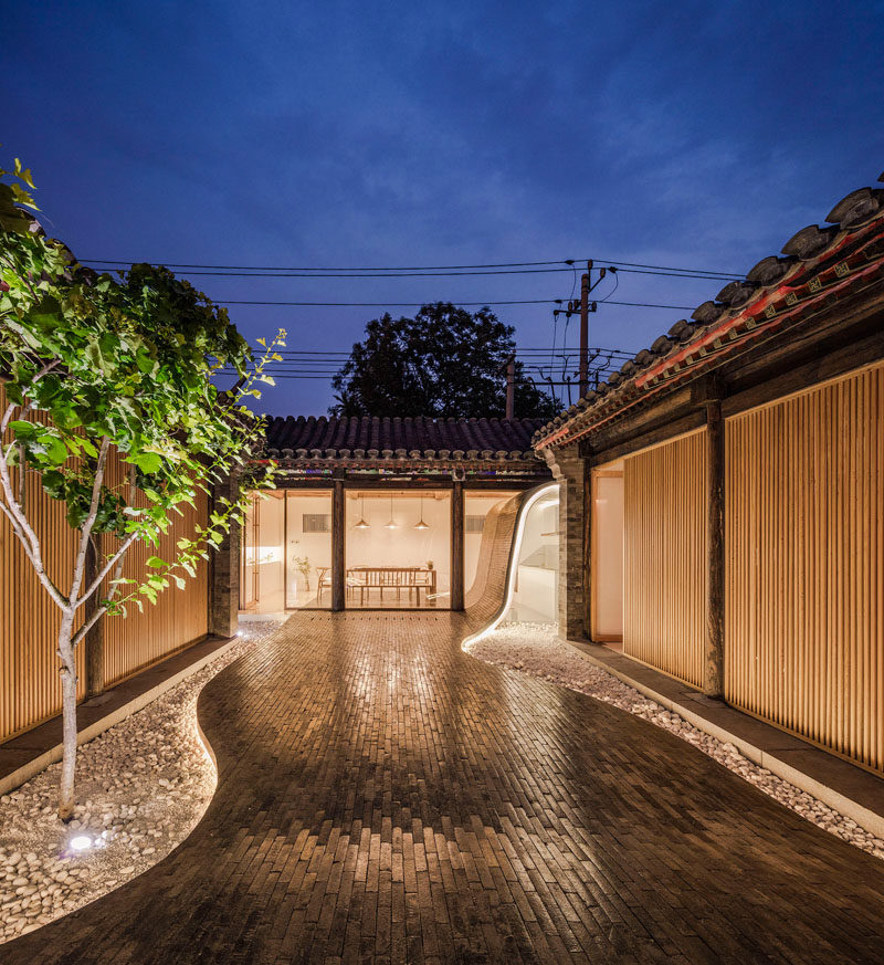 Han Wen-Qiang, founder and principal architect of ARCHSTUDIO, has designed the renovation of a Siheyuan, a historical type of residence in Beijing, that can now be rented out as an open urban public space for businesses, or families.