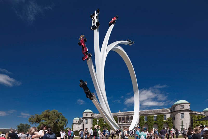 Artist Gerry Judah has created a huge sculpture with five formula one cars at the Goodwood Festival of Speed 2017.