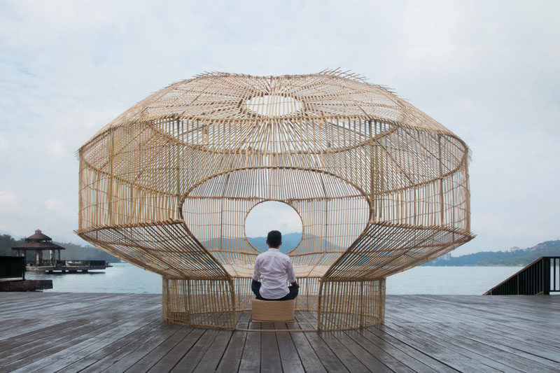 Taiwanese artist Cheng-Tsung Feng has completed the 'Fish Trap House', an artistic installation created using traditional fish trap design methods and techniques. #Art #Architecture #Design