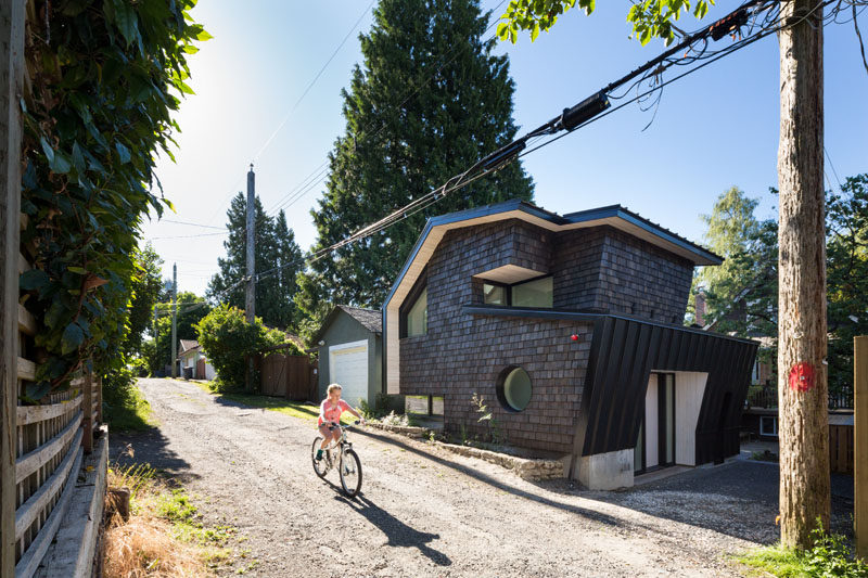 Campos Studio have designed a shingle-covered, modern laneway house in Vancouver, Canada. #LanewayHouse #ModernArchitecture #SmallHouse
