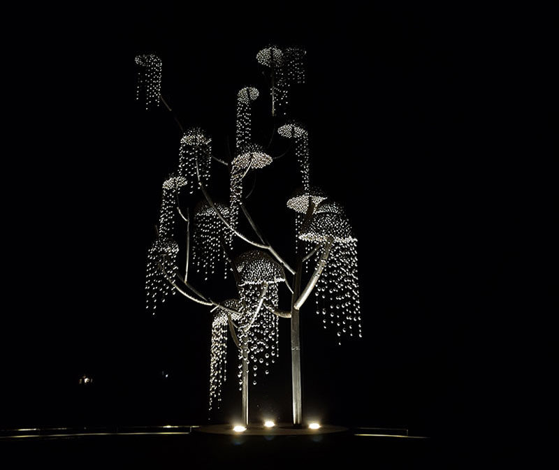 Indian designer and artist Vibhor Sogani has designed a modern stainless steel sculpture named "Kalpavriksha - the wish fulfilling tree". #Sculpture #Art #PublicArt