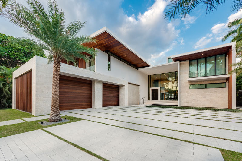 South American Ipe wood has been used as an accent on the exterior of this modern house.