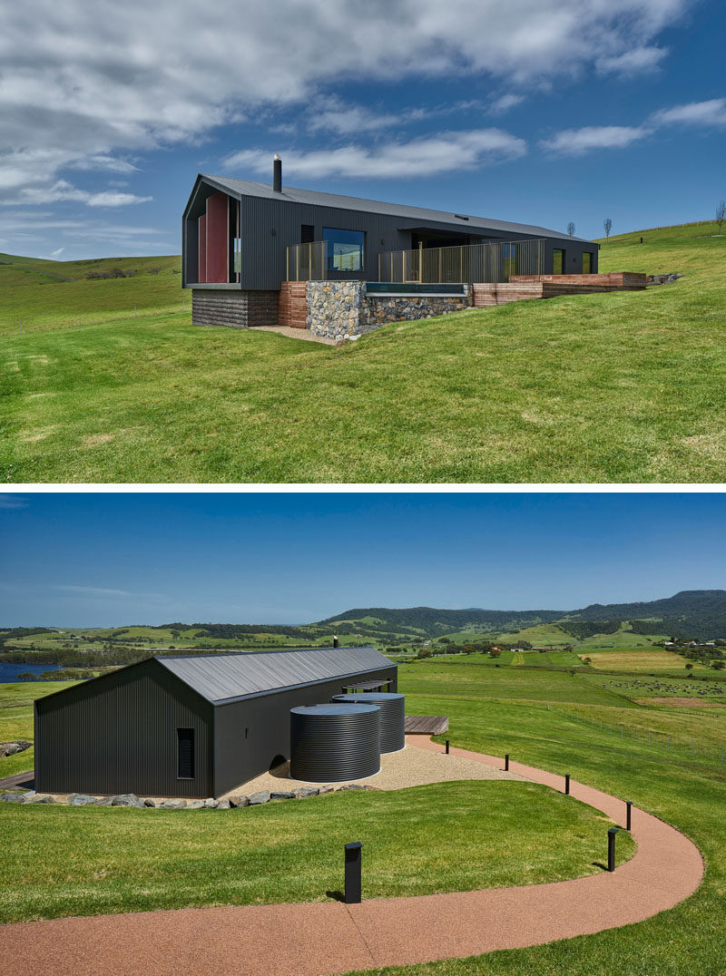 Atelier Andy Carson have designed a two bedroom modern guest house in  Gerringong, Australia, that has simple farm shed like appearance, with a welcoming interior. Click through to see more photos, including the interior. #GuestHouse #ModernArchitecture #Architecture