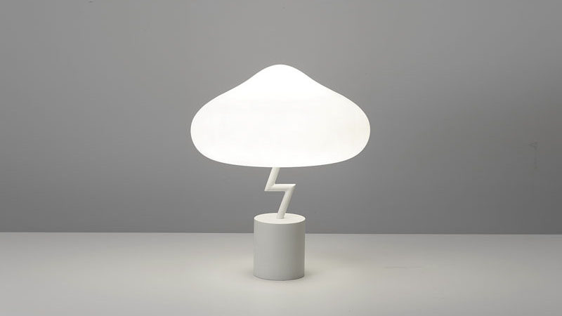 South Korean designer Jinyoun Kim has created the Lightning Lamp, which was inspired by an old Korean phrase, "Being struck by a thunder out of blue sky", which describes people confronting unexpected catastrophic events. #ModernTableLamp #Lighting #Design