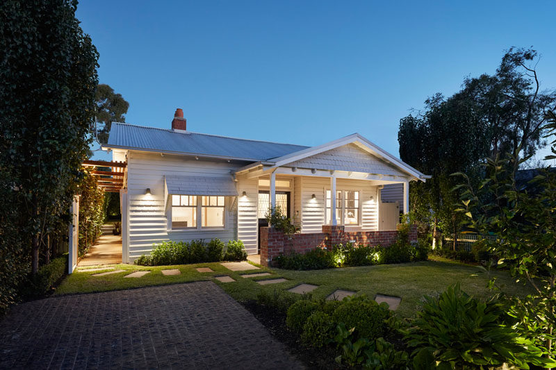 The architects gave this Australian bungalow house a street front restoration, maintaining its role in the historical and aesthetic significance of the neighborhood. #CurbAppeal #Architecture #Landscaping