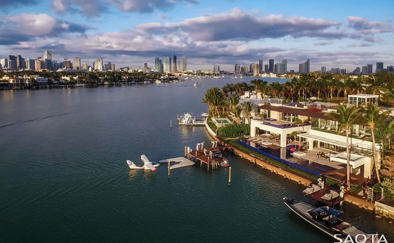 SAOTA have recently completed a new modern house in Miami, Florida, that sits on Dilido Island, and has views of the islands, downtown, and South Beach. #ModernHouse #SAOTA #ModernArchitecture