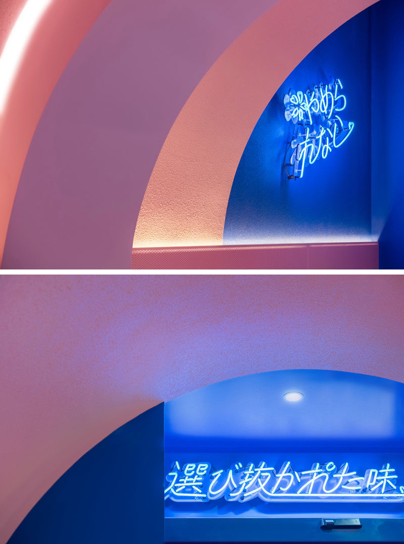 In this modern ramen restaurant, neon signs have been used to create focal points on the walls, and to brighten darker spaces. #NeonSigns #Restaurant