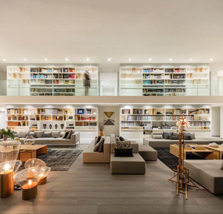 Studio MK27 Have Designed A Bright And Airy House In Brazil