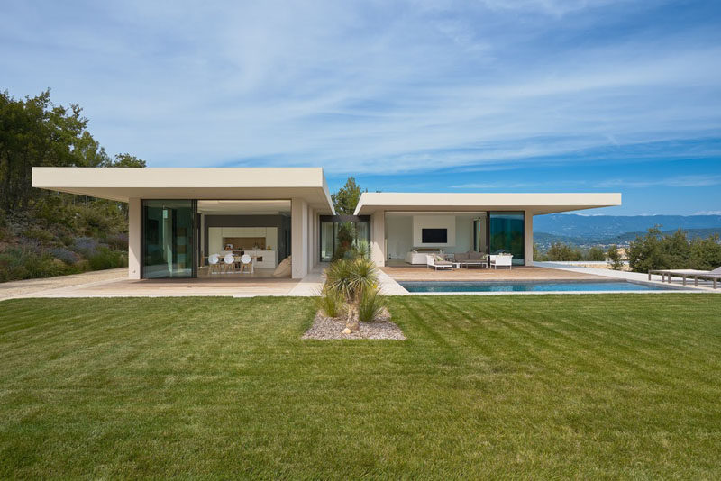 PietriArchitectes have designed 'Maison P', a modern single storey house that's located in the village of Puy-Sainte-Réparade in France. #Architecture #HouseDesign #ModernHouse