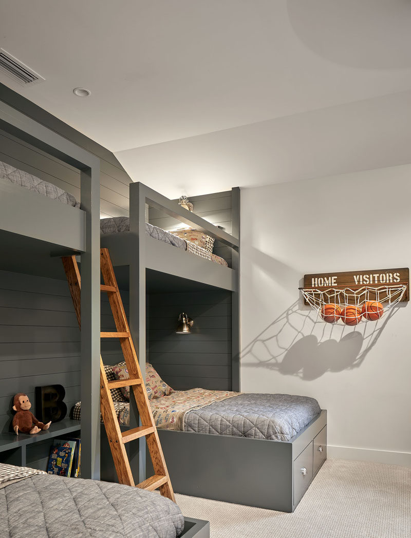 In this kids bedroom, four beds have been built-in to the room, making use of the high ceiling. #KidsBedroom #BunkBeds