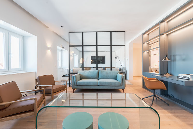 Architecture and interior design firm atelier blaanc, has recently remodeled an apartment from the 1950s, and transformed it into a bright and open home that meets today's standards of living. #ModernApartment #ModernInterior #HomeOffice