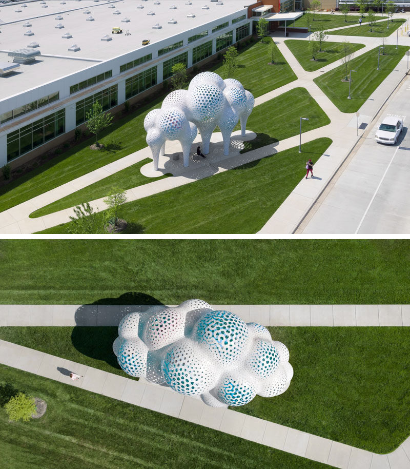 MARC FORNES / THEVERYMANY creates cloud-like pavilion in Charlotte