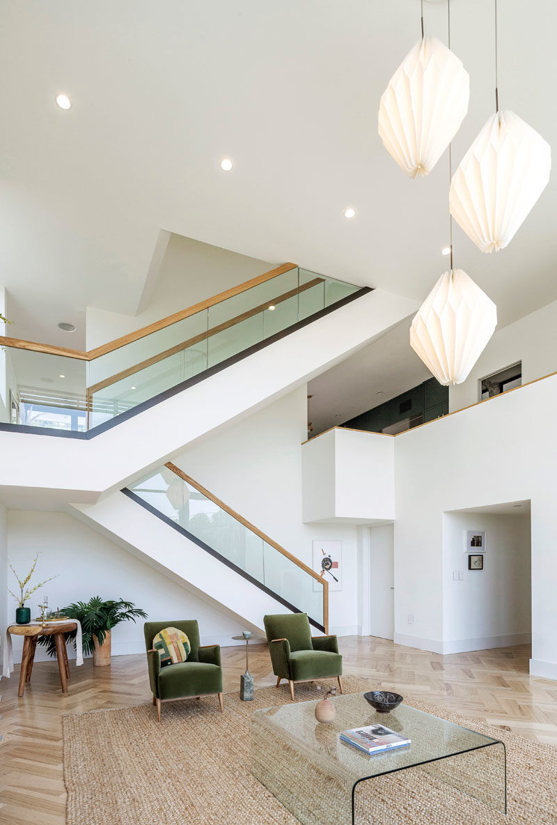 High Ceilings And Double Height Windows Keep This L A House