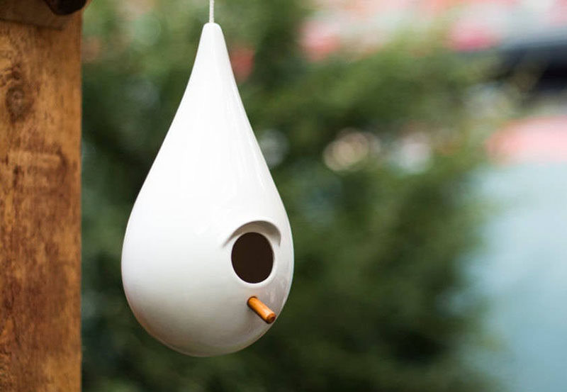 Romney Shipway of Canadian-based SHIPWAY Living Design, has created a modern birdhouse that's made from porcelain. #ModernBirdhouse #Birdhouse