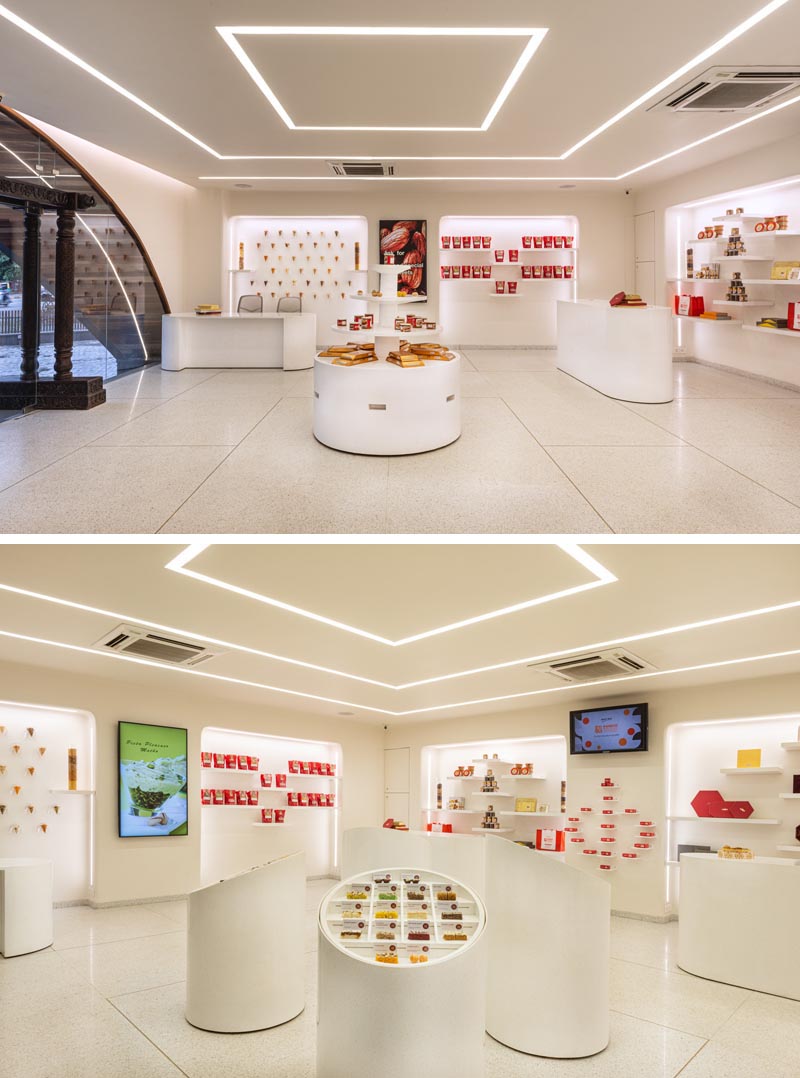 The interior of this candy store has been envisaged as a ‘gallery’ for sweets, intending to act as a neutral backdrop to an inventory that's vibrant and colorful, allowing the products to stand out. #RetailStore #StoreDesign #RetailDesign