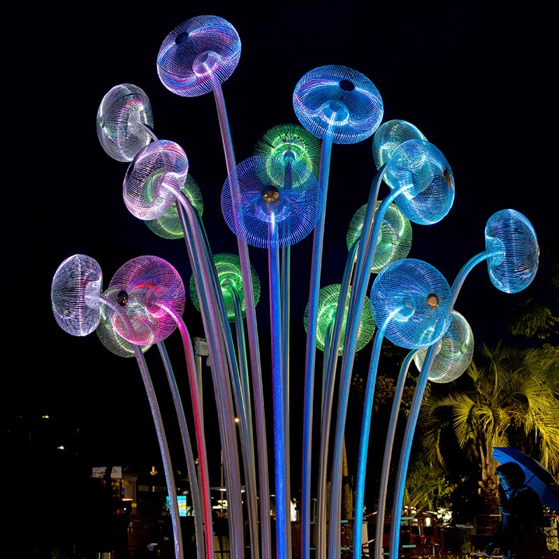 "Bubble Forest" is a public sculpture made of acid resistant stainless steel. The material has the property of reflecting both natural and artificial light. During the night, it's illuminated with programmable RGB LED lamps. #Sculpture #PublicArt #Design #ModernSculpture