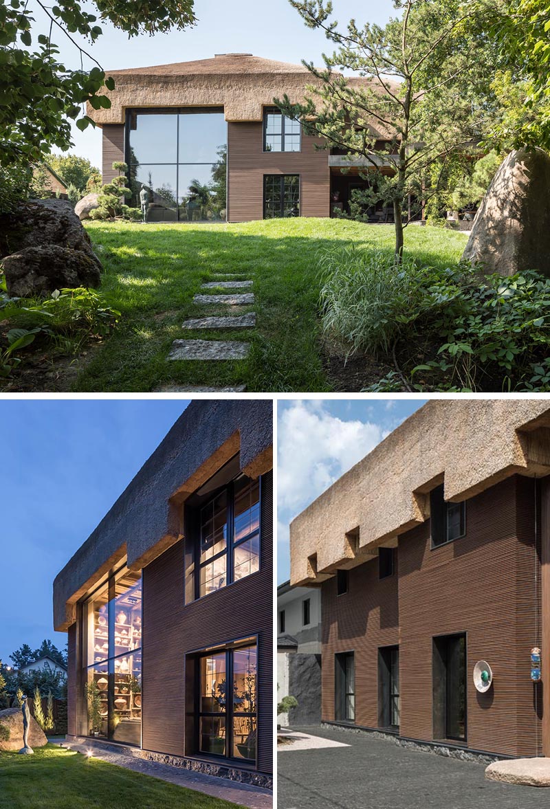 Ukrainian architect Sergey Makhno added a modern thatched roof to a house that draws inspiration from traditional farms and houses. #ModernThatchedRoof #ThatchedRoof #Architecture #HouseDesign #Roof