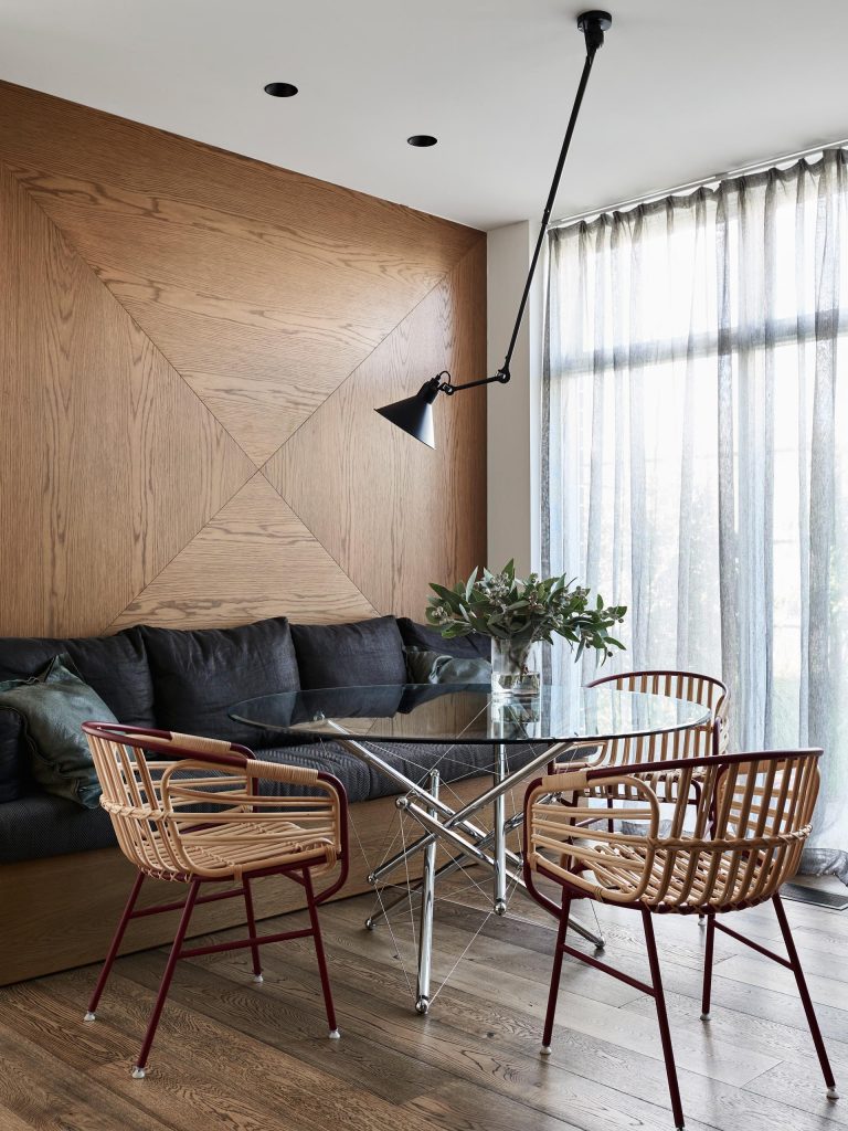 This Remodeled Mid-Century Modern Home Was Given A Contemporary Update ...