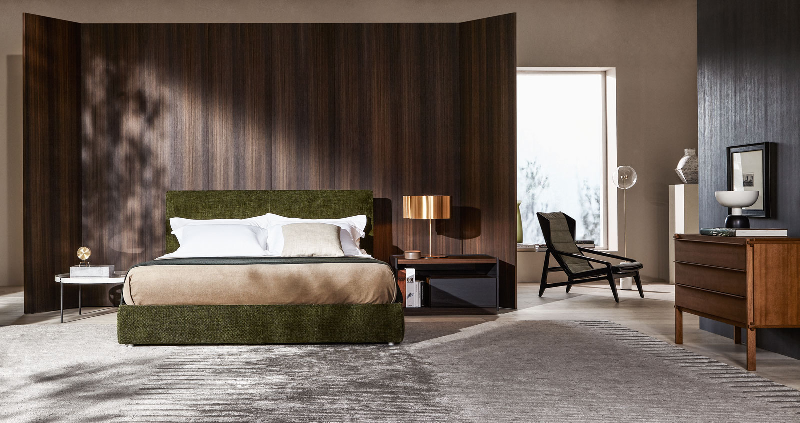 Modern bedroom furniture designs from Italian company Molteni&C.