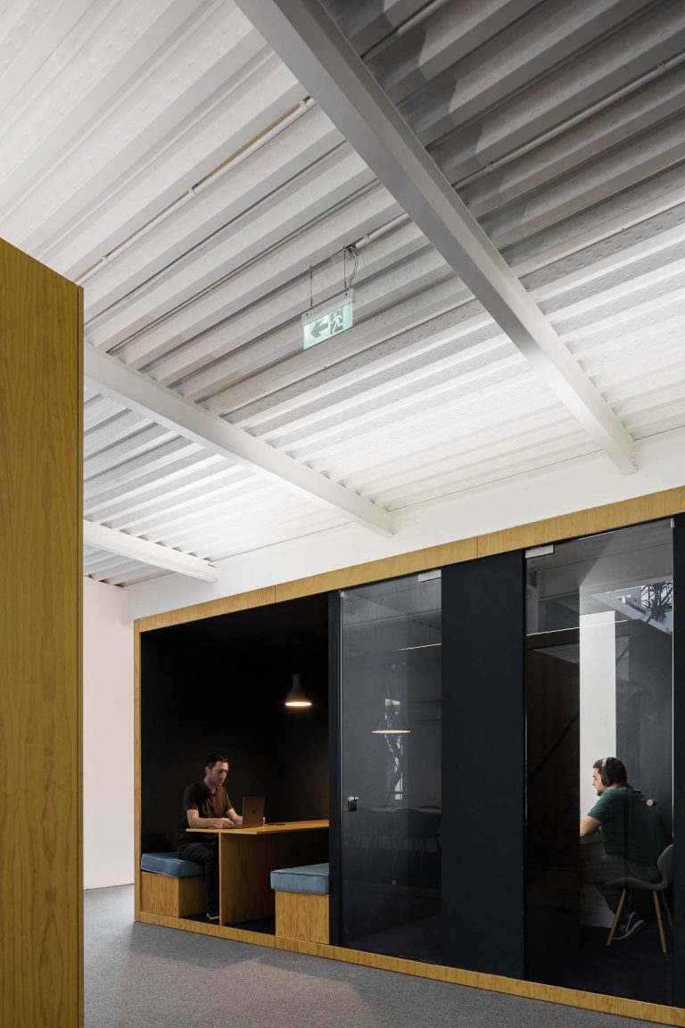 Instead Of Stairs, A Spiraling Ramp Was Designed For This Office Building