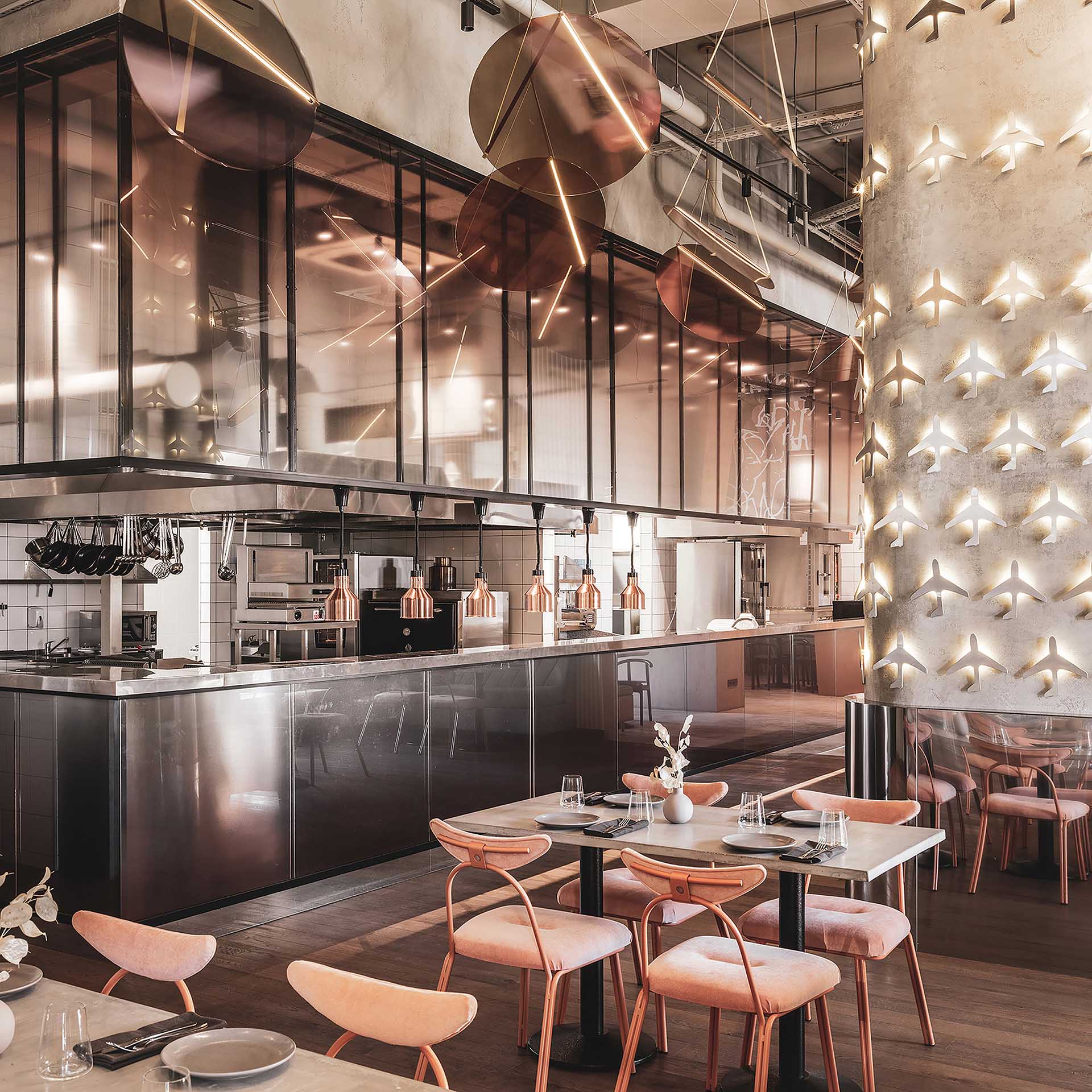 Polyot Restaurant by Julien Albertini and Alina Pimkina.