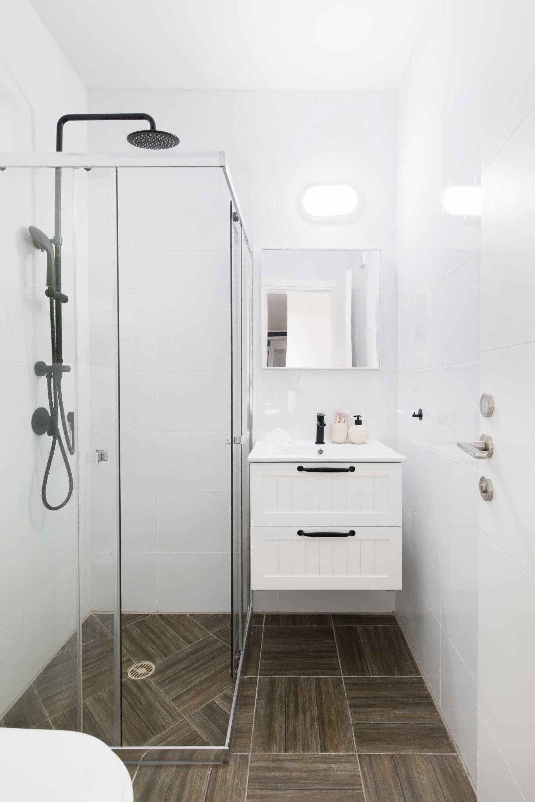 A modern white bathroom.