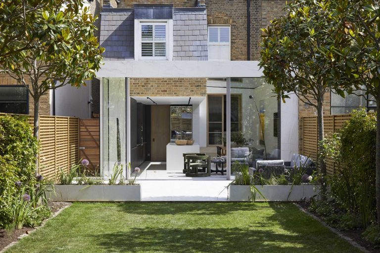 A Glass Roof Lets Light Flood Into This Home Extension In London